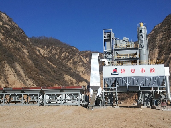 大型路面機械(可搬遷)瀝青攪拌站